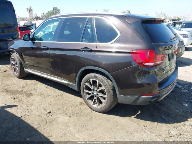 BMW X5 2014 5UXKR2C5XE0C00586 Image 3