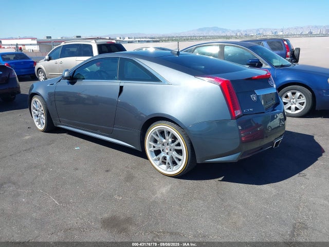 2011 CADILLAC CTS 1G6DP1ED8B0120522 Photo 2