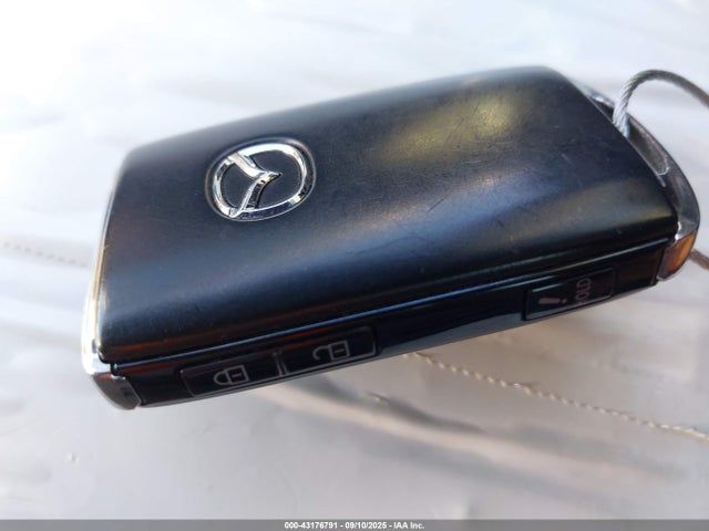 3MVDMBBL6MM271445 Mazda py