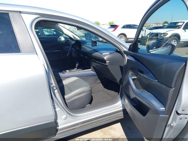 3MVDMBBL6MM271445 Mazda py