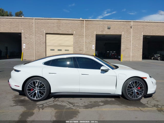 Porsche Taycan 2020 WP0AB2Y14LSA50144 Image 13