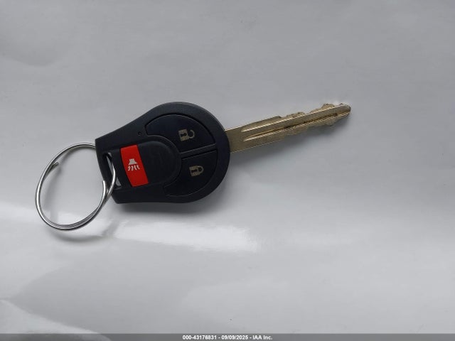 3N1CN7AP9FL810633 Nissan 2015