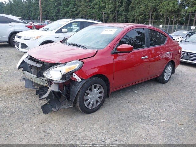 3N1CN7AP9FL810633 Nissan 2015