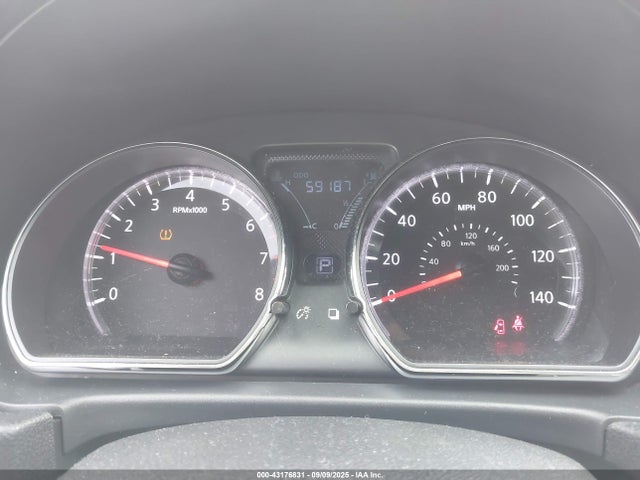 3N1CN7AP9FL810633 Nissan 2015