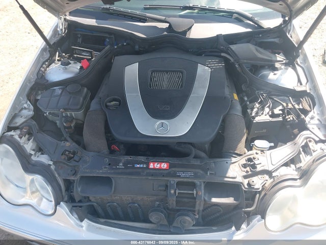 2006 MERCEDES-BENZ C-CLASS WDBRF92H86F794117 Photo 9