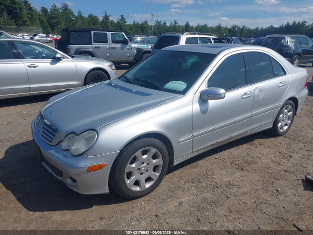 2006 MERCEDES-BENZ C-CLASS WDBRF92H86F794117 Photo 1