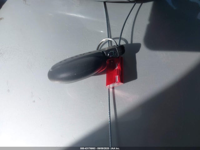 2024 MINI SE HARDTOP WMW13DJ01R2V03259 Photo 10