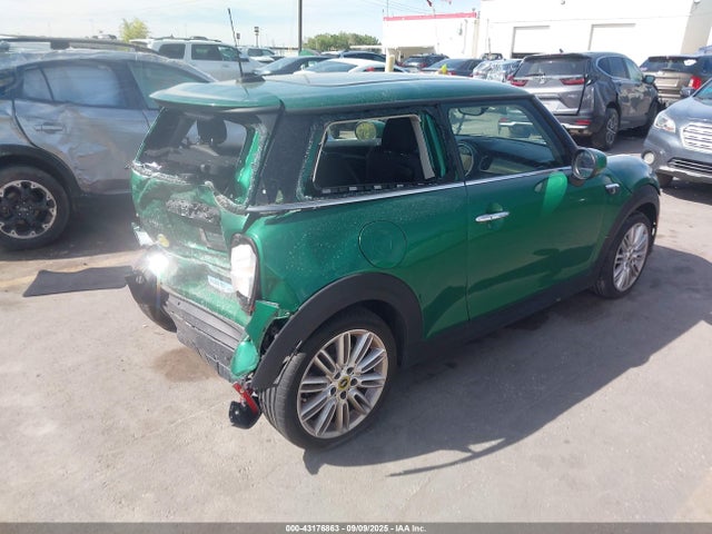 2024 MINI SE HARDTOP WMW13DJ01R2V03259 Photo 3