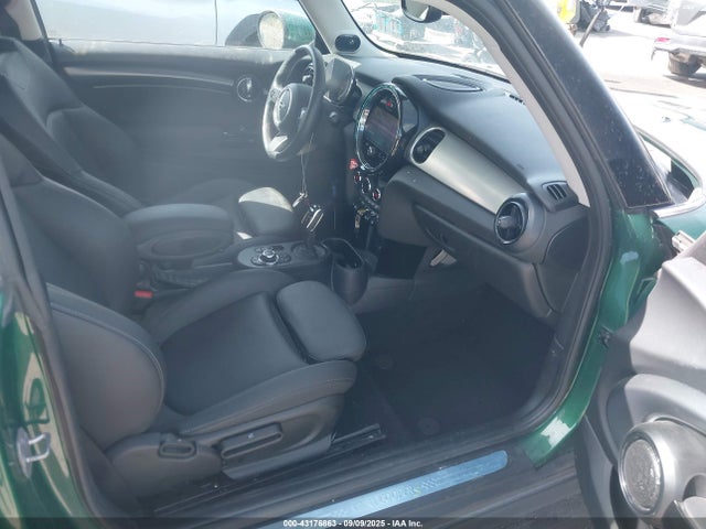 2024 MINI SE HARDTOP WMW13DJ01R2V03259 Photo 4