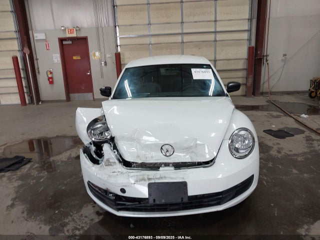 Volkswagen Beetle 2015 3VWF17AT2FM630968 Image 12