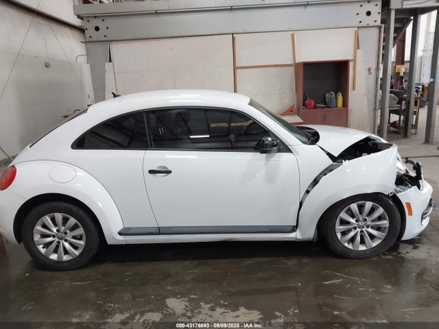 Volkswagen Beetle 2015 3VWF17AT2FM630968 Image 13