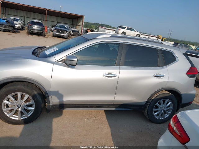 JN8AT2MT5HW142059 Nissan Rogue