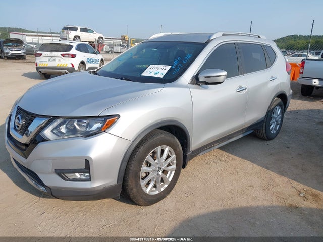 JN8AT2MT5HW142059 Nissan Rogue