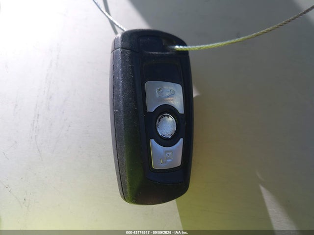 BMW 328I 2015 WBA3C1C57FP854031 Image 11