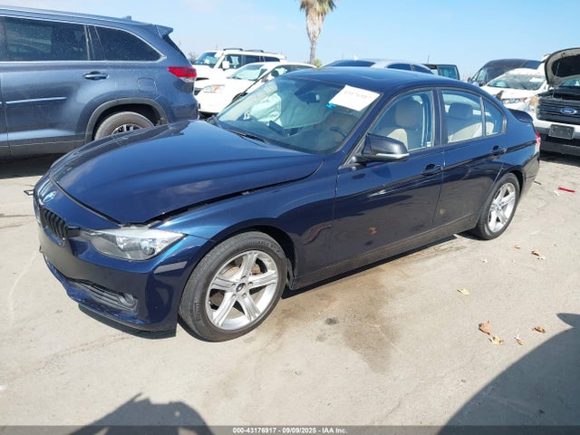 BMW 328I 2015 WBA3C1C57FP854031 Image 2
