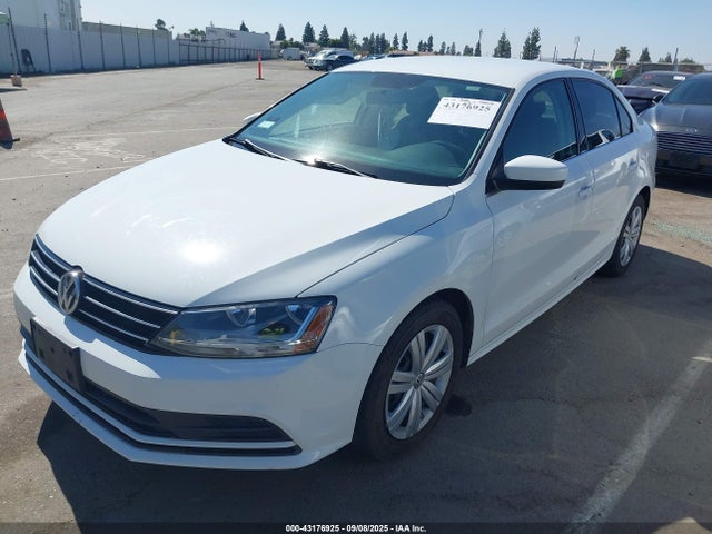 Volkswagen 1.4 tsi 2017 3VW2B7AJ5HM350023 Image 2