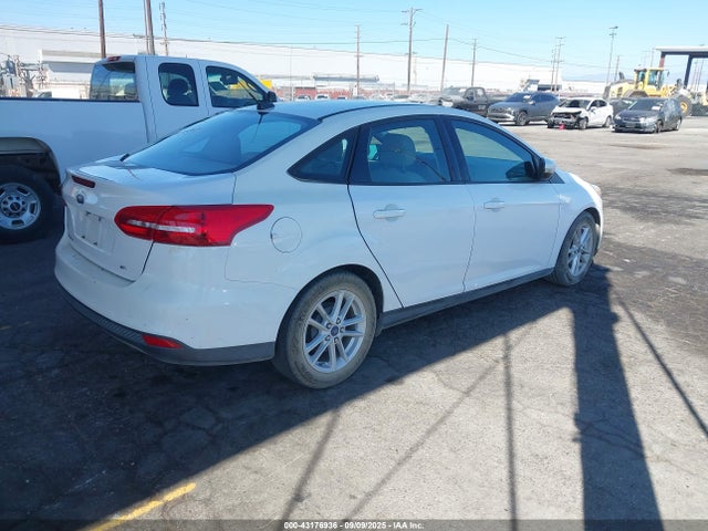 1FADP3F24FL250085 Ford 2015