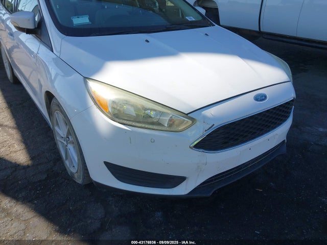 1FADP3F24FL250085 Ford 2015
