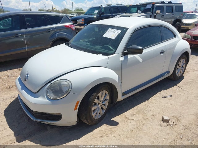 Volkswagen 2014 2014 3VWF17AT3EM643355 Image 2