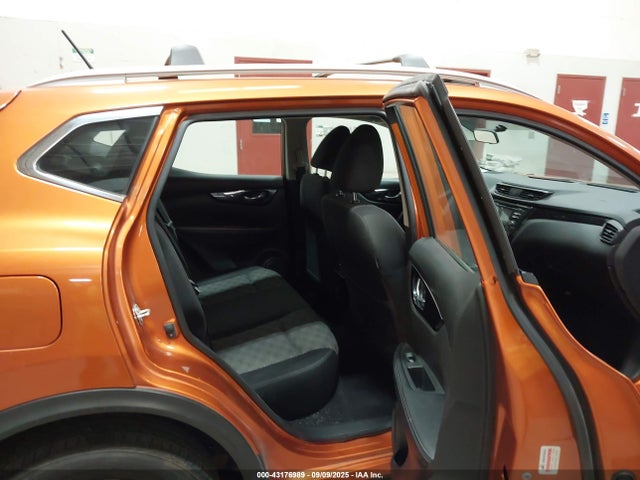JN1BJ1CR0HW131561 Nissan 2017
