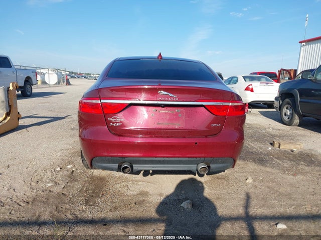 Jaguar s/c lev3 sulev30 2017 SAJBD4BVXHCY28971 Image 15