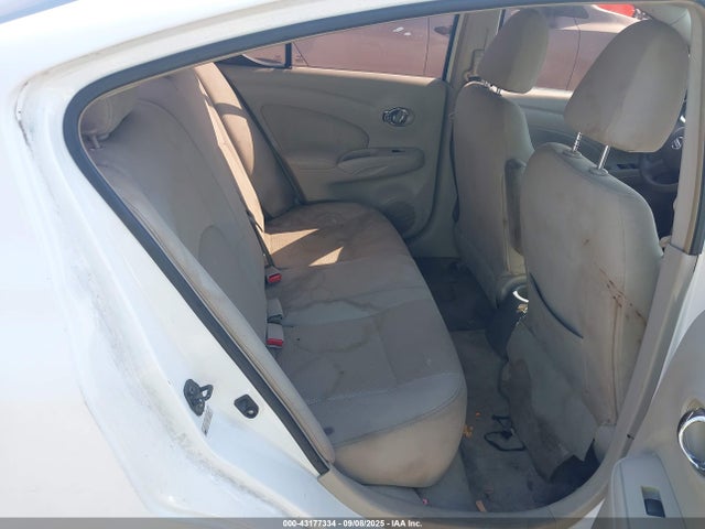 3N1CN7AP0EL831692 Nissan Versa