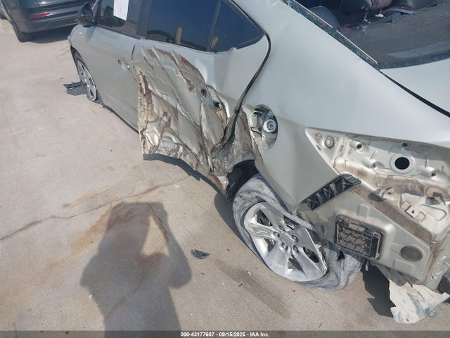 Hyundai 2017 2017 KMHD74LF4HU359288 Image 6