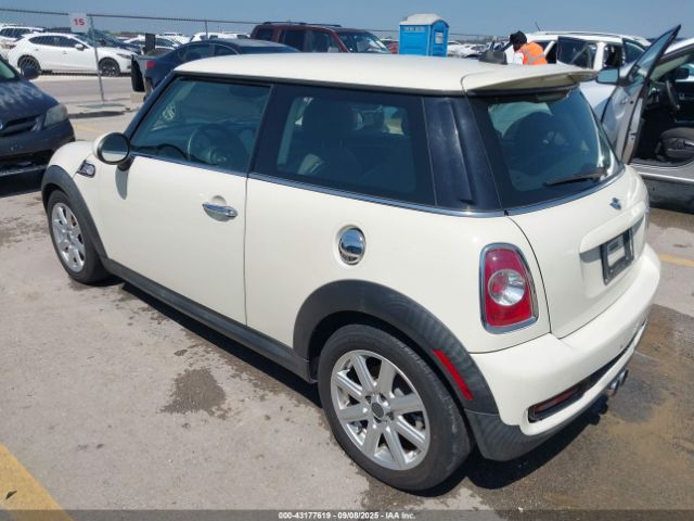 2013 MINI HARDTOP WMWSV3C54DT393845 Photo 2