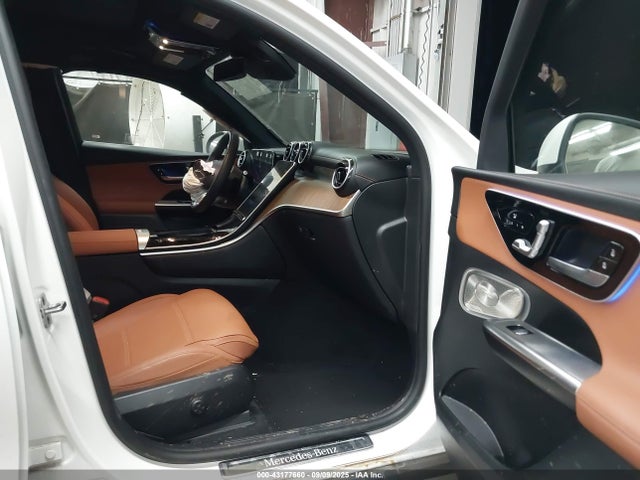 W1NKM4GB8PF052729 Mercedes-Benz m254