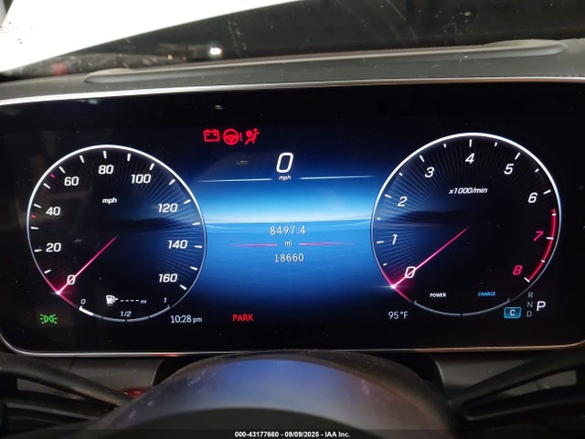 W1NKM4GB8PF052729 Mercedes-Benz m254