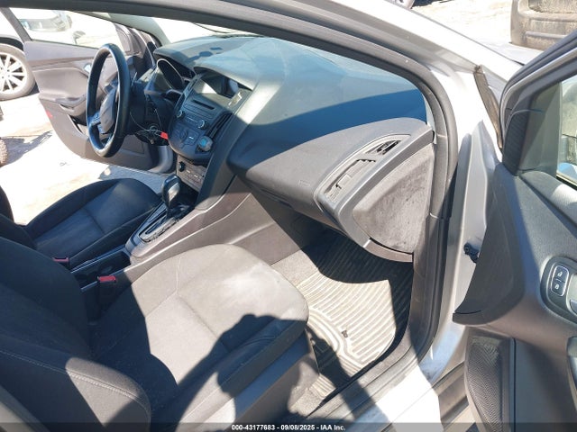 Ford Focus 2015 1FADP3F21FL273808 Image 5