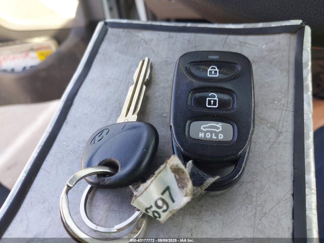 Hyundai Elantra 2017 5NPD74LF5HH184161 Image 11