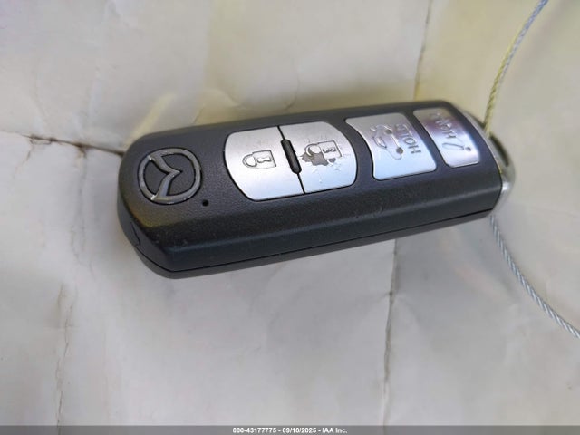 Mazda pe 2015 JM1BM1W73F1242159 Image 11