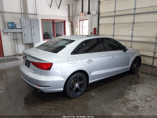 2015 AUDI A3 WAUBFGFF7F1011251 Photo 3