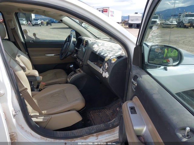 1C4NJDEB7ED821178 Jeep Compass