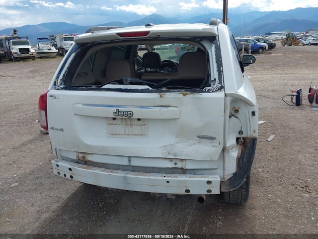 1C4NJDEB7ED821178 Jeep Compass