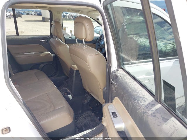 1C4NJDEB7ED821178 Jeep Compass