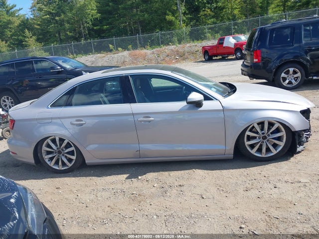 WAUE8GFFXG1026383 Audi A3
