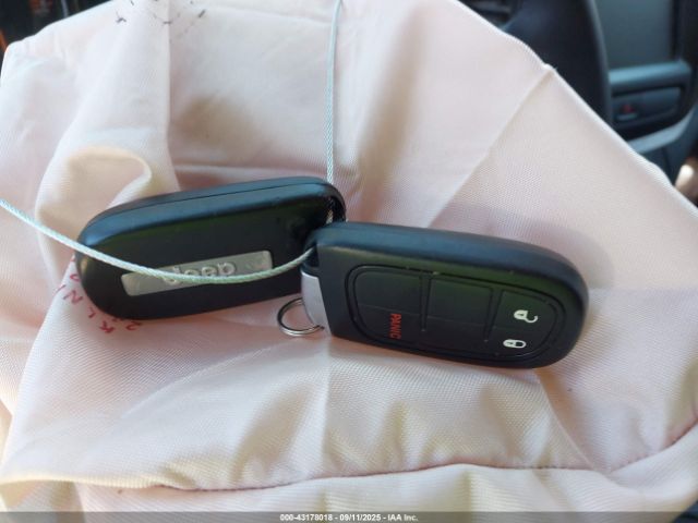 2018 JEEP CHEROKEE 1C4PJMLX9JD556345 Photo 10