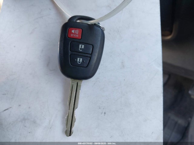Scion 2ar-fe 2015 JTKJF5C74F3093825 Image 11
