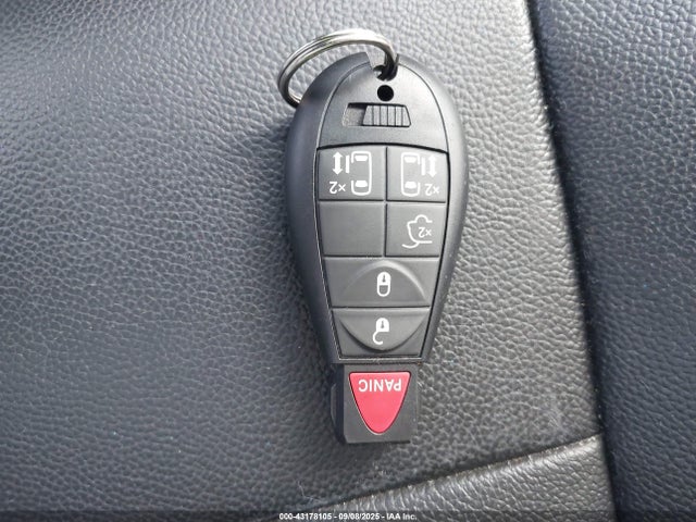 2C4RC1AG3FR675775 Chrysler Town and Country