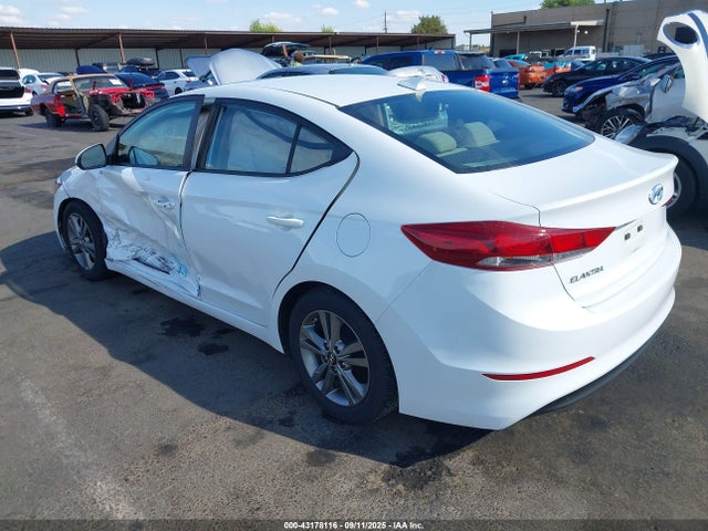 5NPD84LF9HH182166 Hyundai 2017