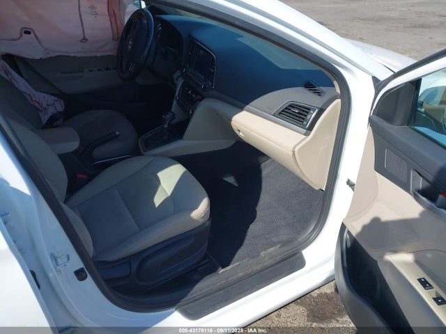5NPD84LF9HH182166 Hyundai 2017