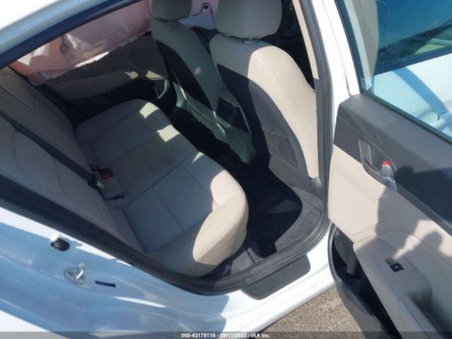 5NPD84LF9HH182166 Hyundai 2017