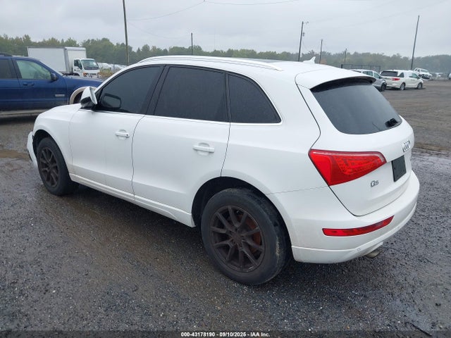 2011 AUDI Q5 WA1LFAFPXBA020706 Photo 2