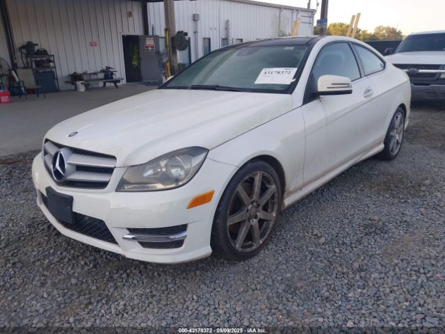 2013 MERCEDES-BENZ C 350 WDDGJ5HB8DG041946 Photo 1