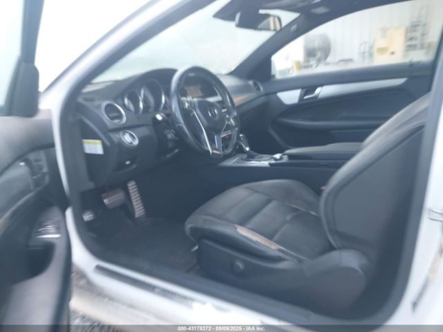 2013 MERCEDES-BENZ C 350 WDDGJ5HB8DG041946 Photo 4