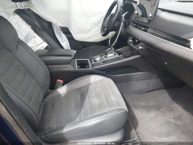 2022 MITSUBISHI OUTLANDER JA4J3UA85NZ081968 Photo 4