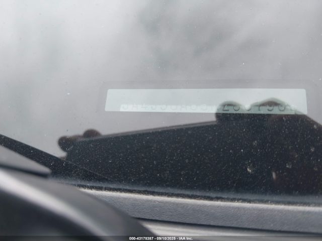 2022 MITSUBISHI OUTLANDER JA4J3UA85NZ081968 Photo 8