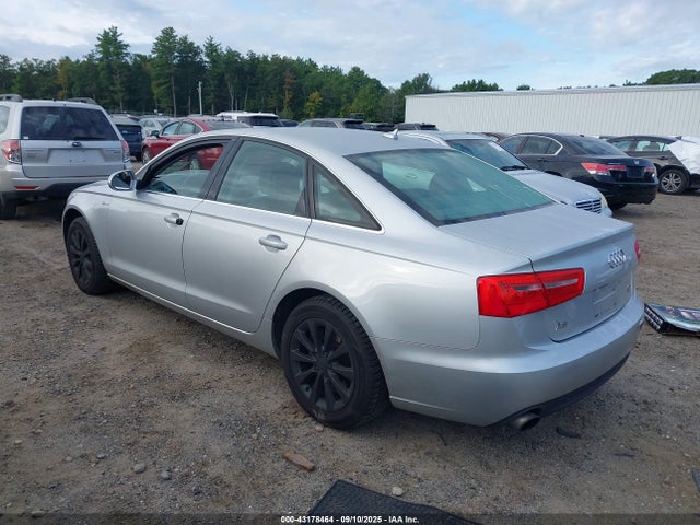 2012 AUDI A6 WAUBGAFC7CN006135 Photo 2